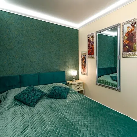 Zielony Apartament Pod Zaglami Zegrze Poludniowe Exterior photo
